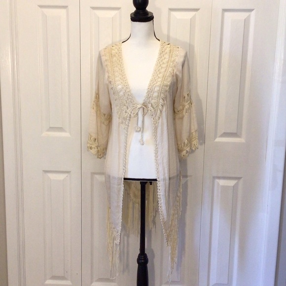 RoomMates Boho Ivory Crocheted Fringe Open Front Cardigan Cover Up Size Medium - Picture 1 of 7